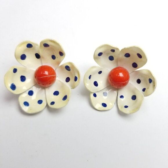 Vintage Blue Polka Dot Flower Clip On Earrings, Retro Plastic Design, 60s - Picture 6 of 6